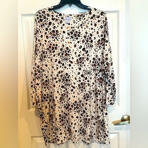 # Chico’s animal print tunic sz 4 (XXL)